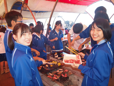 越前松島水族館バーベキューの様子